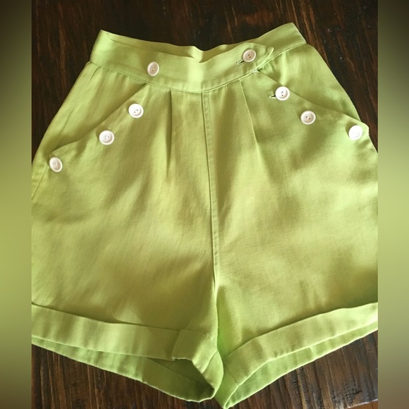 SS She's Expensive Shorts Chartreuse main image 1